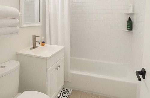 Sharp Park House | Pacifica Beach 3Bedroom Coastal Retreat near SF/SFO free parking