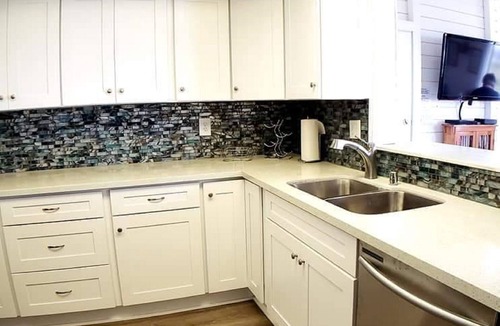 Sereno del Mar House | Panoramic Stunning ocean views, Hot tub, Dog friendly & a 5 min walk to Beach