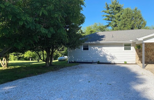 Kipling House | Peaceful 4-bedroom house with AC in charming Byesville