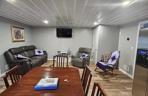 Vevay Apartment | Peaceful Country Experience