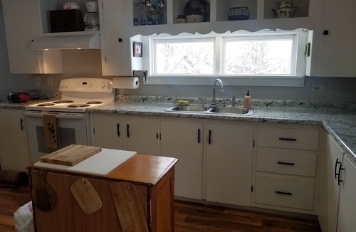 New Vineyard House | Peaceful, Cozy Getaway - Near Skiing, fishing, snowmobiling, ATV, UMF, FMH