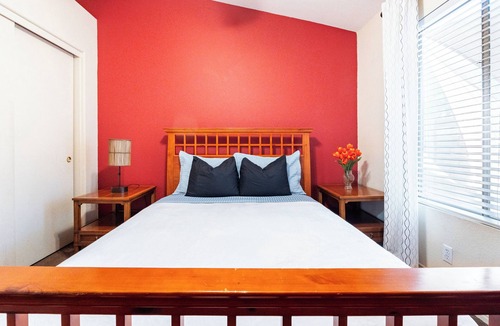 Gilbert House | Peaceful Guest Suite: Prime Location With Garage
