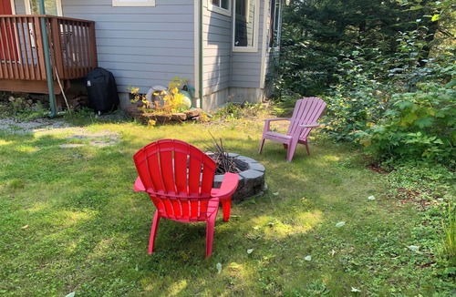 Ketchikan House | Peaceful & Private House w/cozy loft, close to beach w/self checkin 🌲