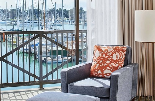 Berkeley Hotel | Peaceful Retreat in Berkeley Marina! 3 Posh Units, Near César Chávez Park!