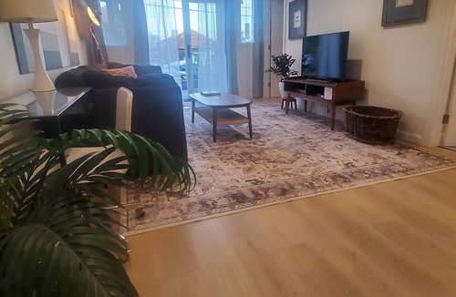 Piedmont Avenue Apartment | Peaceful retreat off Piedmont Ave w/ patio, W/D