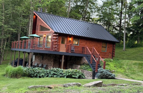 Scio Cabin | Peaceful Secluded Cabin Retreat 42 Acres, Pond, Hiking Trails Near Tappan Lake