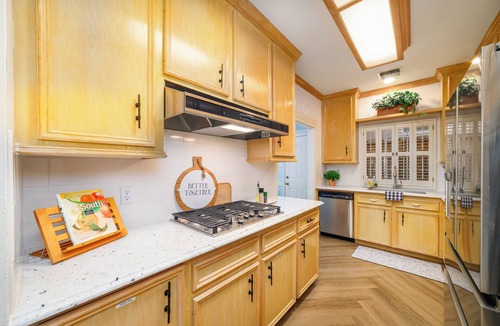 Houston House | Peaceful Tanglewood/Woodway Home - Spacious, Cozy & Close to Everything