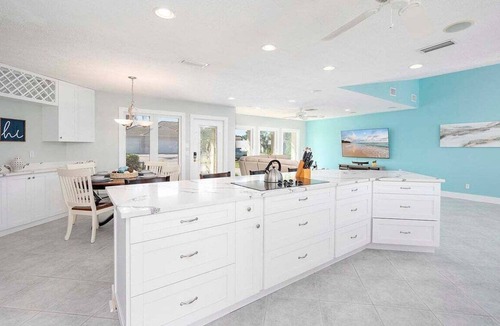 Yacht Club House | Pelican - Yacht Club Area Vacation Home with Direc