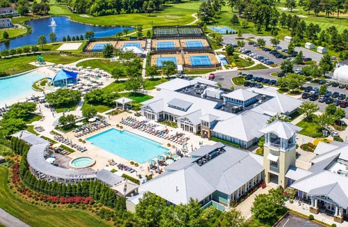 Long Neck Condo | Peninsula Retreat | Golf, Pools & Beach Access