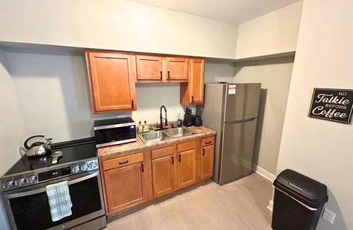 Westerville Apartment | Perfectly Located Westerville Apartment w/Parking - Steps away from Uptown!