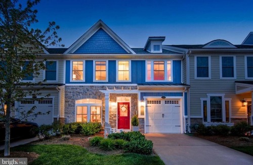 Long Neck House | Perfectly situated, great view, sleeps 10+.