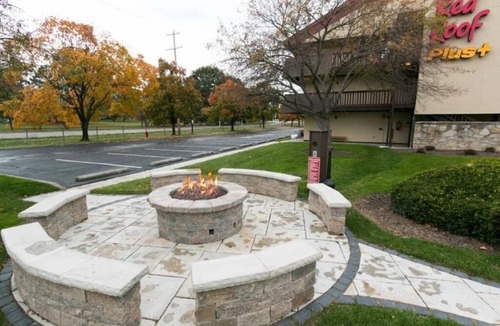 Columbus Hotel | Pet-Friendly 2-Room Stay Near Downtown Columbus & Major Attractions