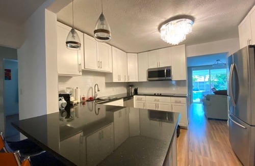 North Central Hollywood House | Pet friendly Pool Home in Hollywood Close to Beaches Airport Stadium Sleeps 6