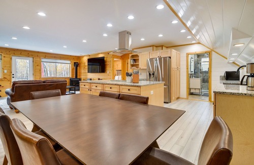 Rockwood Apartment | Pet-Friendly Rockwood Retreat: Deck & Lake Access!