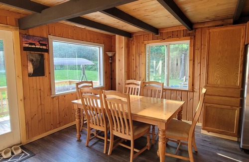 Grayling Cabin | Pine Acres Getaway- North.