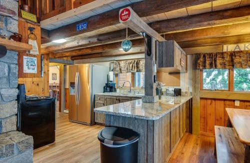 Pittsburg House | Pittsburg Lake House w/Magalloway Mountain Views!