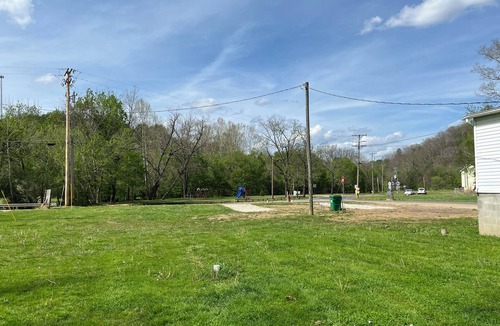 Rush RV Rental | Pleasant campground in Rush perfect for your outdoor getaway,direct trail access