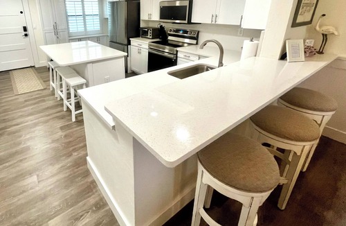 Sanibel Condo | Pointe Santo New Remodel,Gulf View,Grills,Pickleball,Kids Program,Vet Discounts