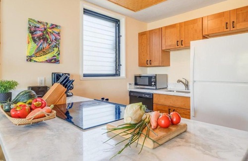 Honokowai House | Polynesian Shores 111 · PS 111 Updated Condo w Ocean Views Pool