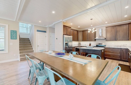 Bethany Beach House | Pond Acres paradise with sunroom, central AC, & washer/dryer