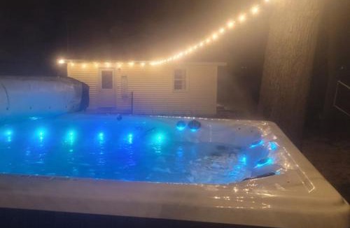 Alto House | Poolside Half Suite Cottage Studio Kyak Spa Game