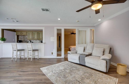 Braeswood Place House | Poolside Oasis Near Medical Center & NRG Stadium!