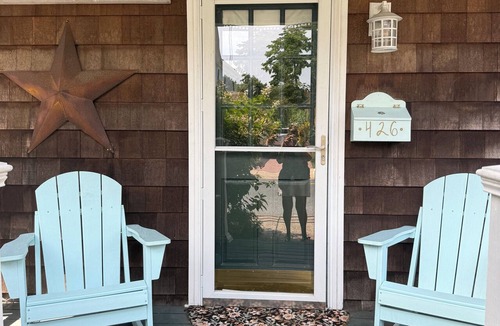 Historic District House | Popular Charming & Comfortable Beach Cottage in Lewes Historic District
