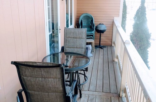 Lincoln Condo | Pristine Loon Condo #1-King & 2 Queens-In&Outdoor Pools,Shuttle,Gym-Town Center