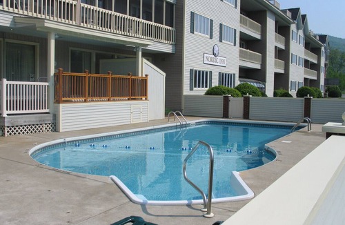 Lincoln Condo | Pristine Loon Condo #1-King & 2 Queens-In&Outdoor Pools,Shuttle,Gym-Town Center