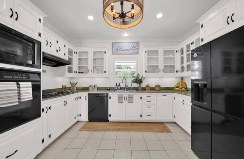 Clodine House | Private 5-Acre Estate with 2 Homes & Pool