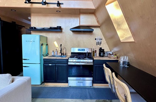 Peebles House | Private A-Frame on 20 Acres - Remote Work Friendly