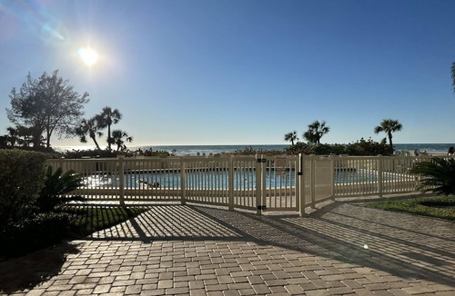 Siesta Key Village Condo | Private Beach Condo In Village