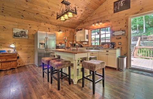 Butler House | Private Butler cabin on 19 acres w/Hot tub near Mohican Park and Snowtrails