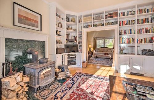 Montgomery Center House | Private Home w/Hot Tub Near Jay Peak Slopes