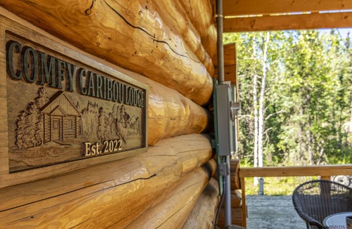 Fairbanks Cabin | Private Log Cabin in Goldstream Valley of Fairbanks
