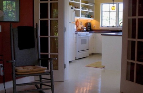 Bar Harbor Cottage | Private one bedroom Bar Harbor cottage bordering Acadia National Park