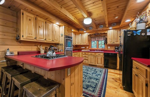 Rangeley Plantation House | Private Rangeley Log Cabin | ATV & Snowmobile Access | Dog Friendly