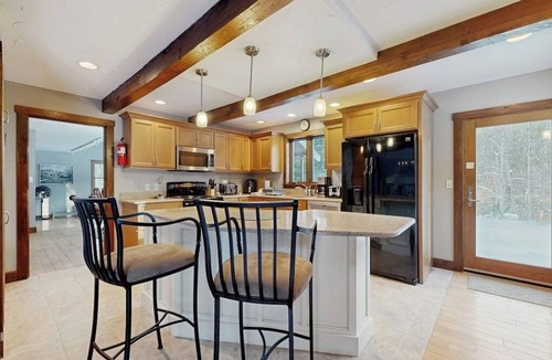 Center Conway House | Private spacious retreat w/large yard: near town, skiing, hiking & attractions