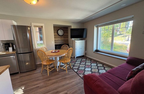 Silver Star Mountain Apartment | Private suite with semi-private hot tub, and BBQ - pet friendly too!