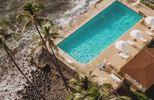 Downtown Lahaina House | Pualei Beach House 3-bedroom townhome in phenomenal Lahaina with WiFi, AC