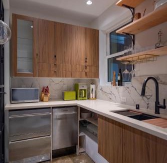 Nob Hill House | Pvt luxury Boutique Suite with Lush Patio - Historic San Francisco - 99 Walk Score