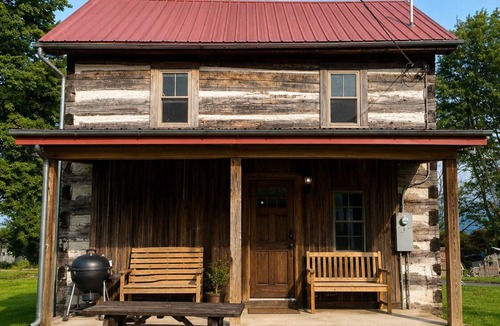 Chesterhill Cabin | Quaker Freedom Cabin. Historic c1834 log cabin. Pet friendly!