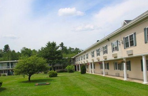 Danville Hotel | Quality Inn & Suites