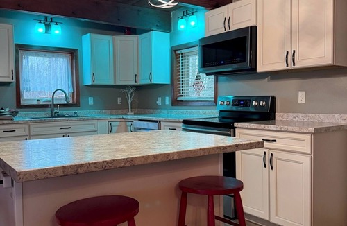 North Pole House | Quiet North Pole Stay Near Fairbanks-2 Private Rooms One Travel Party at a Time