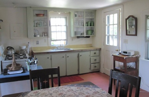 New Shoreham House | Quiet Walk To The Beach
