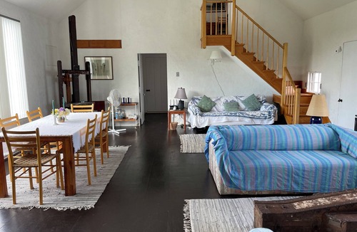 Pleasant Point Cottage | Quiet waterfront Studio on Stones Point in Cushing