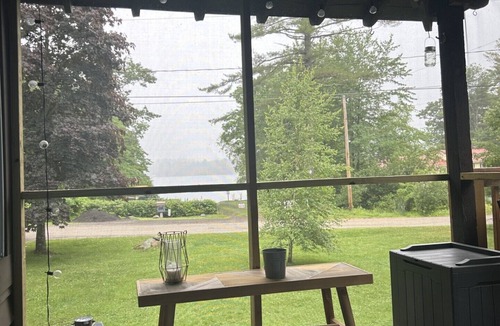South Casco Cottage | Quintessential Maine Cottage w/Water-views, Kayaks & Lake Access