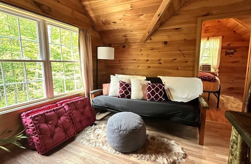 Stoneham House | Real Treehouse Adventure | Rustic meets Luxury