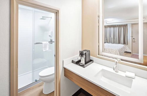 Columbus Hotel | Red Roof Inn PLUS+ Columbus-Ohio State University OSU