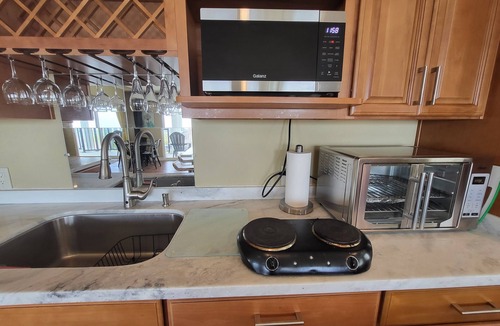 Castro Valley Apartment | Relax and Enjoy the Million Dollar Views of the East Bay Area; Entire Guesthouse